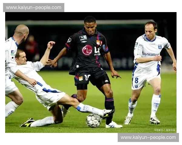里尔主场遭绝杀负于布雷斯特 法甲欧冠资格争夺受挫