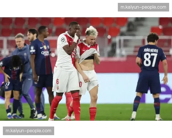 摩纳哥组织核心戈洛温红牌停赛 中场创造力大幅下降